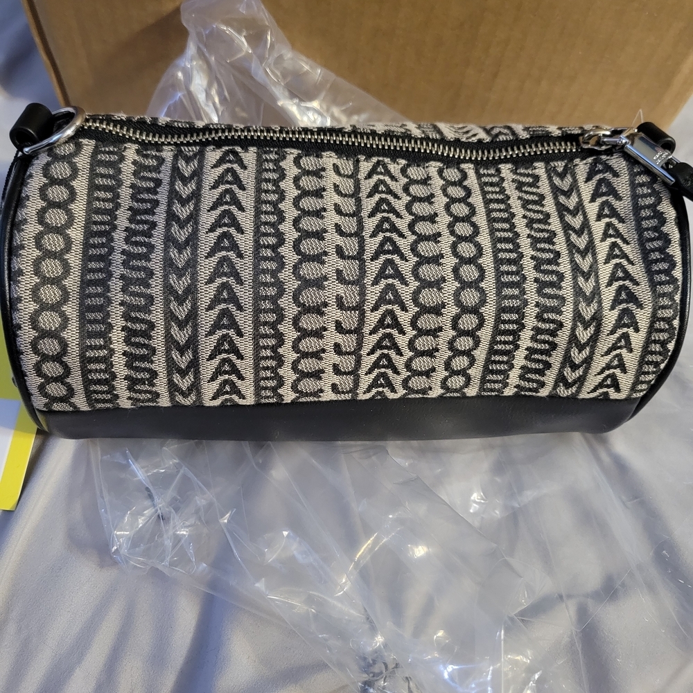 Marc Jacobs Black and Cream Patterned Crossbody Bag